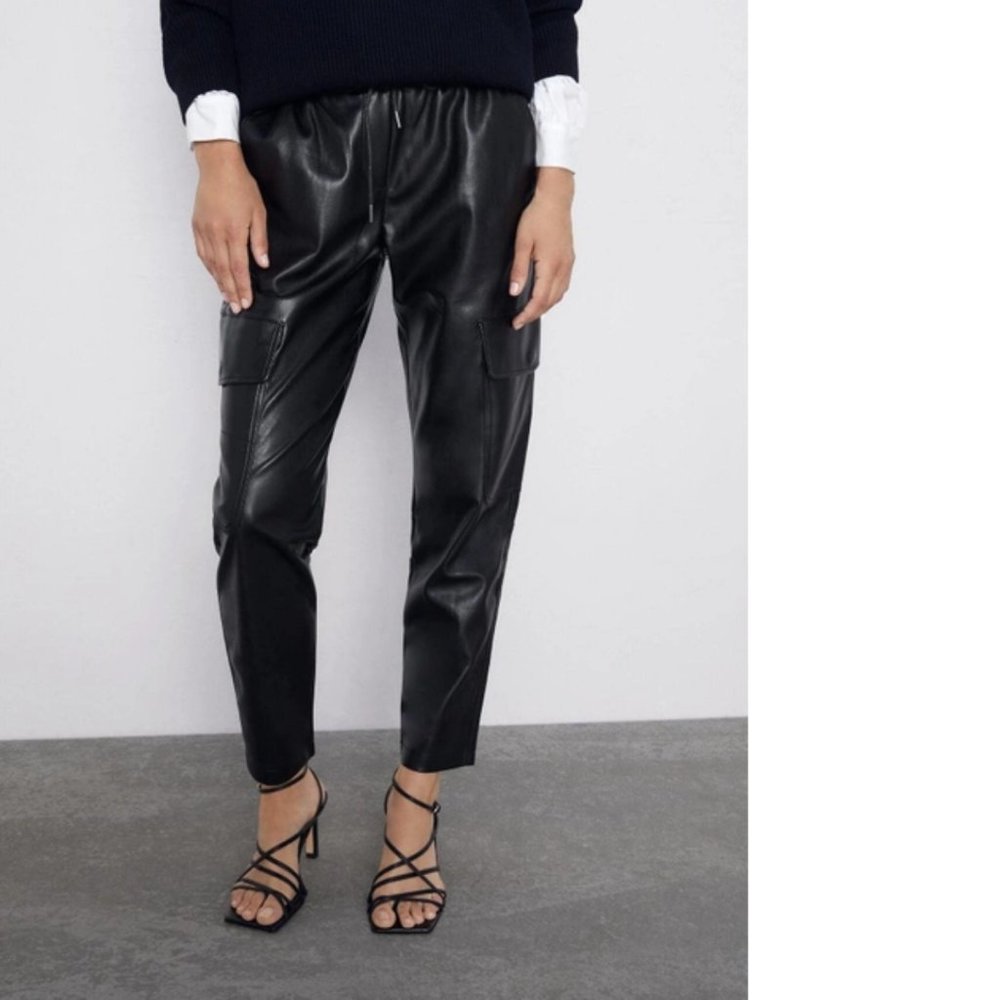 ZARA Women's Size Small Black Faux Leather Cargo Tapered Leg Pull On Trousers S